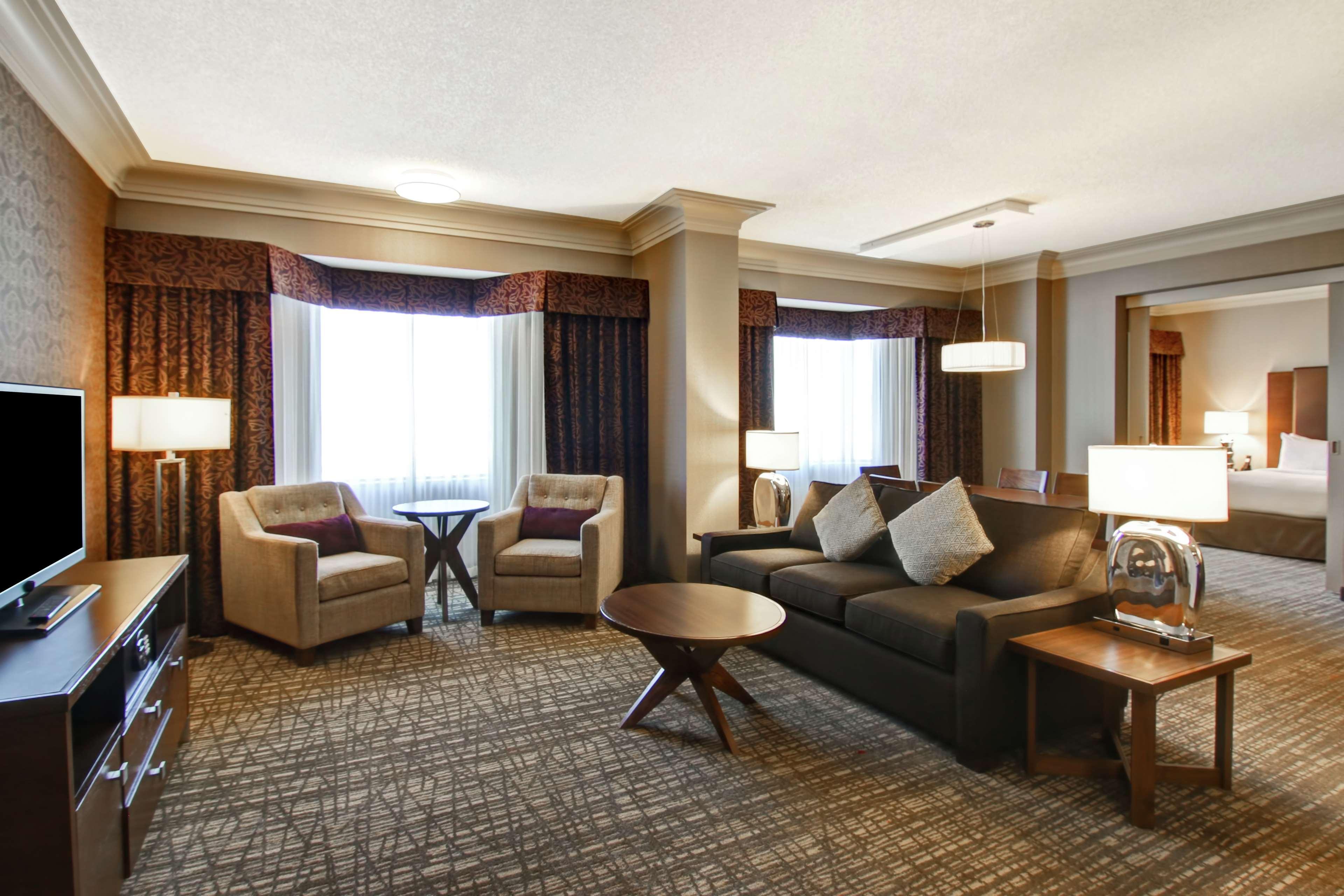 Готель Doubletree By Hilton West Едмонтон Екстер'єр фото